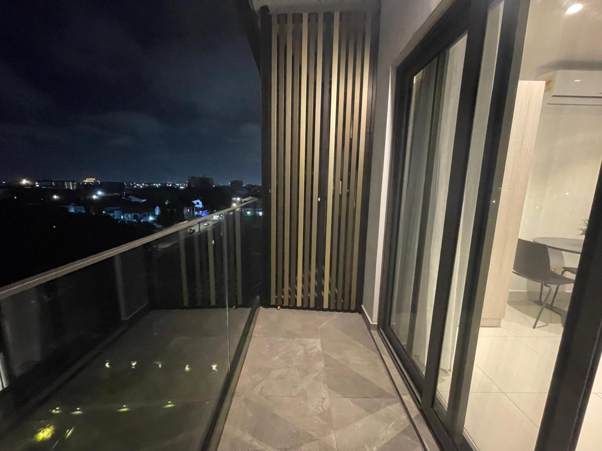 The Lennox Luxury Suites & Apartments Accra Exterior photo